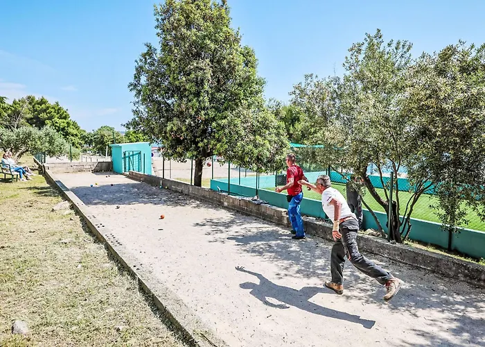 Medena-1 By Interhome * تروغير