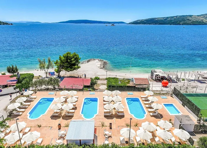 Medena-1 By Interhome تروغير